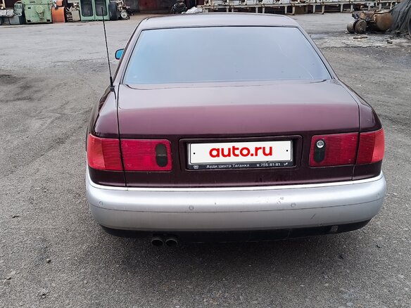 1994 Audi A8 I (D2), красный, 420000 рублей - вид 1