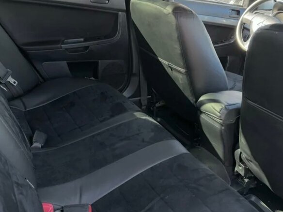 2010 Mitsubishi Lancer X, белый, 930000 рублей - вид 8