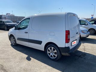 2010 Peugeot Partner, белый, 550000 рублей, вид 1