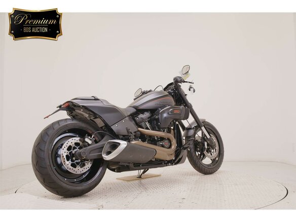 2019 Harley-Davidson FXDR 114, чёрный, 1999000 рублей - вид 4
