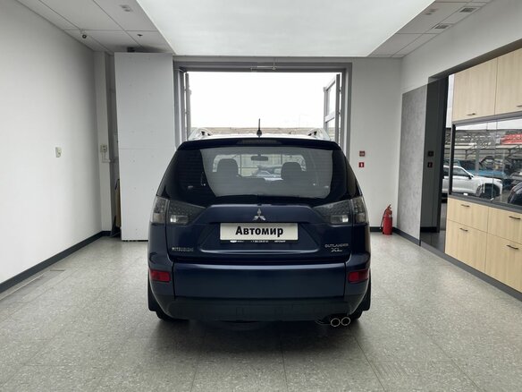 2008 Mitsubishi Outlander II, синий, 950000 рублей - вид 4