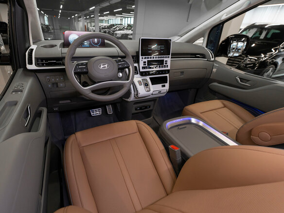 2025 Hyundai Staria I, белый - вид 6