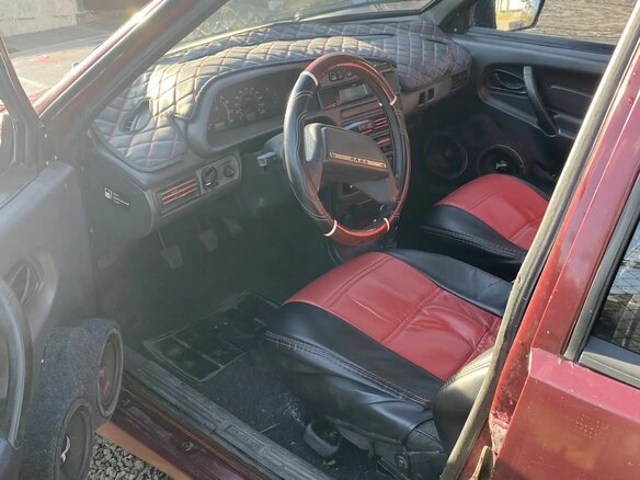 2004 Lada (ВАЗ) 2115, красный, 100000 рублей - вид 7