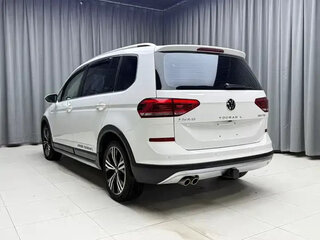 2022 Volkswagen Touran L II, белый, 1500001 рублей, вид 2