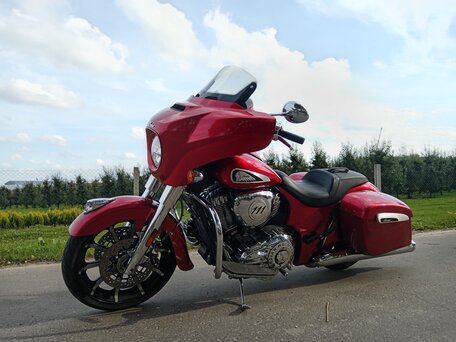 2019 Indian Chieftain, красный, 1399999 рублей, вид 1