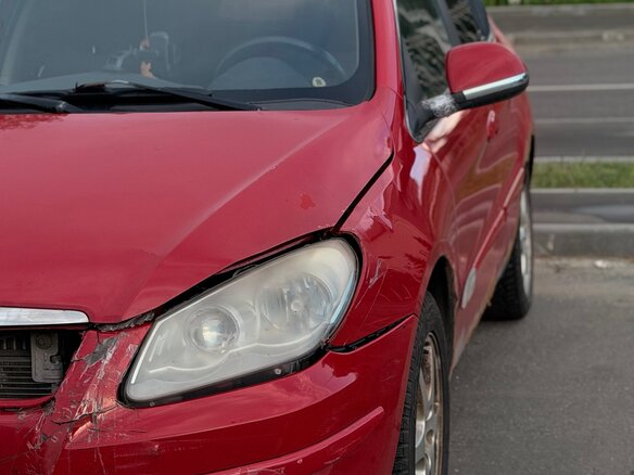 2011 Chery M11 (A3), красный, 135000 рублей - вид 2
