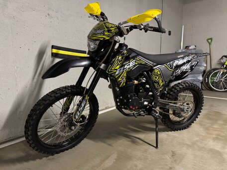 2022 BSE Z1, чёрный, 98000 рублей, вид 5