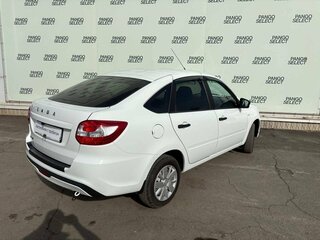 2020 Lada (ВАЗ) Granta I Рестайлинг, белый, 475000 рублей, вид 4