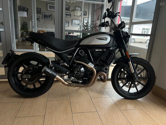 2021 Ducati Scrambler 800, чёрный, 900000 рублей