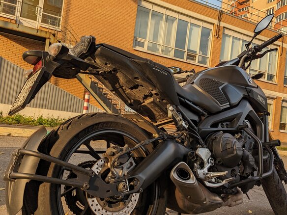 2016 Yamaha MT-09 (FZ-09), серый - вид 1