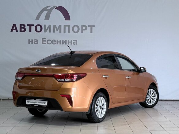 2017 Kia Rio IV, оранжевый - вид 5