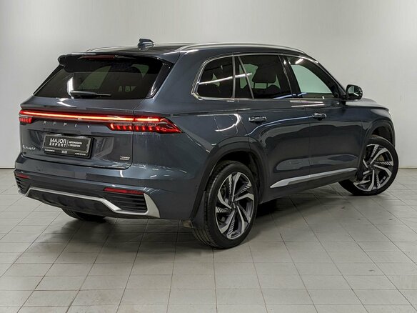 2023 Geely Monjaro I, серый, 2440000 рублей - вид 4