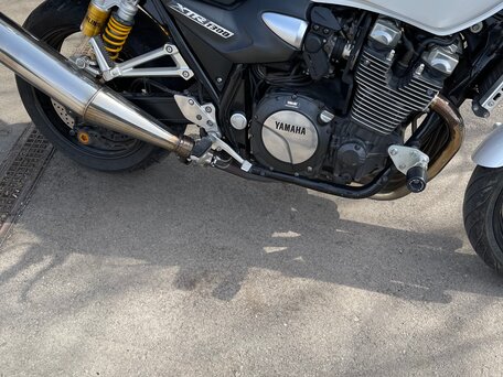 2007 Yamaha XJR1300, белый, 680000 рублей, вид 3
