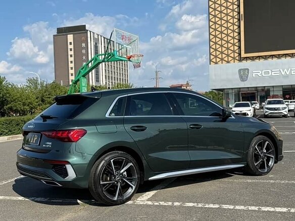 2023 Audi A3 35 TFSI IV (8Y), зелёный - вид 4