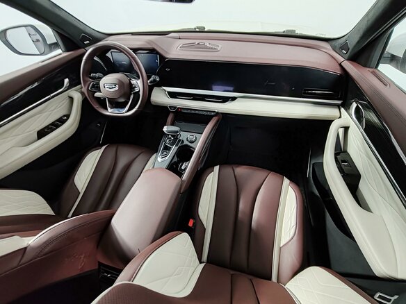 2024 Geely Monjaro I, белый, 3035000 рублей - вид 10