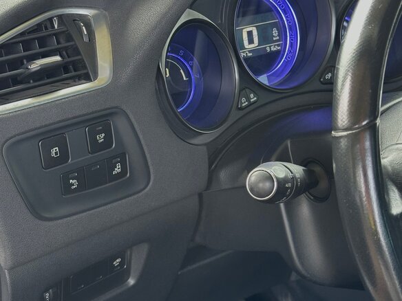 2012 Citroen C4 II, белый, 700000 рублей - вид 29