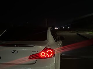 2010 Infiniti G37 IV, белый, 1350000 рублей, вид 3