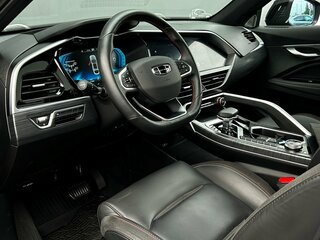 2024 Geely Tugella I Рестайлинг, чёрный, 2849300 рублей, вид 5