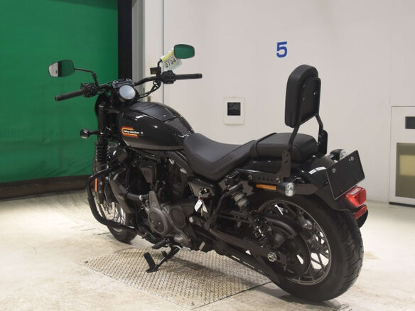 2022 Harley-Davidson Nightster, чёрный, 960000 рублей - вид 2