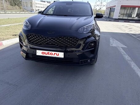 2020 Kia Sportage IV Рестайлинг, чёрный, 2200000 рублей, вид 4