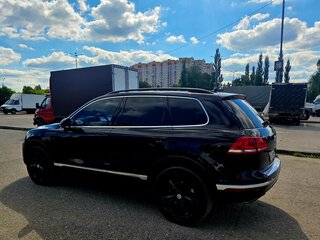 2015 Volkswagen Touareg II Рестайлинг, чёрный, 2900000 рублей, вид 5