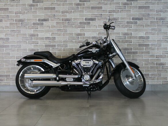 2020 Harley-Davidson Fat Boy, чёрный, 1965000 рублей
