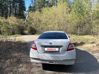 2012 Nissan Teana II (J32) Рестайлинг, белый, 1230000 рублей, вид 4