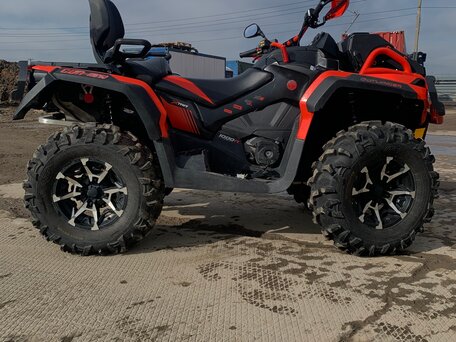 2017 BRP Can-Am Outlander X MR 1000R, красный, 1300000 рублей, вид 2