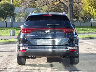 2018 Kia Sportage IV Рестайлинг, чёрный, 1990000 рублей, вид 4
