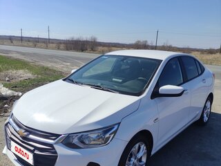 2020 Chevrolet Onix II, белый, 1269000 рублей, вид 2