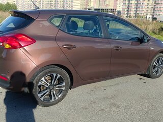 2014 Kia Ceed II, коричневый, 1060000 рублей, вид 2