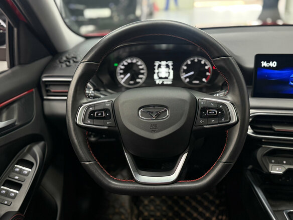 2023 Kaiyi E5, красный - вид 6
