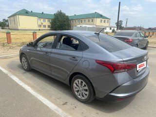 2020 Hyundai Solaris II Рестайлинг, серый, 1500000 рублей, вид 3