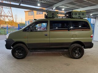 2006 Hyundai H-1 I Рестайлинг, зелёный, 2129000 рублей, вид 2
