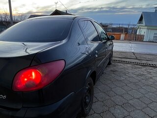 2008 Peugeot 206, чёрный, 190000 рублей, вид 4