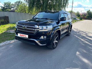 2016 Toyota Land Cruiser 200 Series Рестайлинг 2, чёрный, 5600000 рублей, вид 1