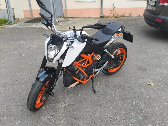 2014 KTM 390 Duke, белый - вид 7