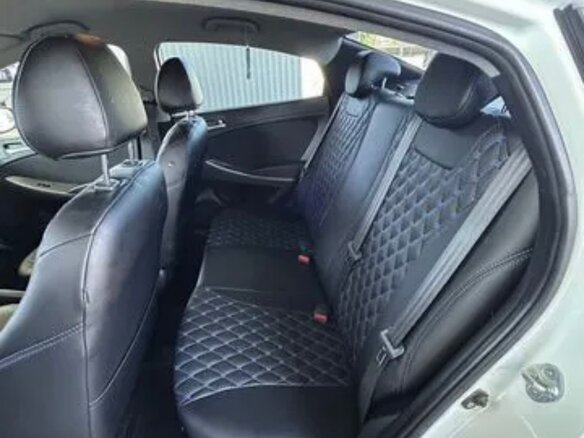 2014 Hyundai Solaris I Рестайлинг, белый, 999999 рублей - вид 9