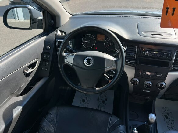 2013 SsangYong Actyon II, серый - вид 14