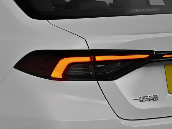 2026 Toyota Corolla XII (E210), белый, 3296000 рублей - вид 10