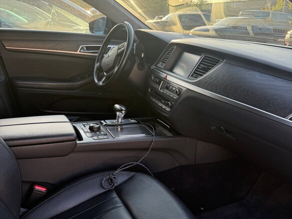 2018 Genesis G80 I, коричневый - вид 2