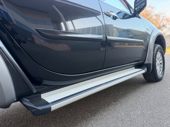 2012 Mitsubishi L200 IV, чёрный, 1420000 рублей - вид 16