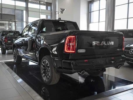 2026 Ram 1500 Crew Cab V Рестайлинг, чёрный, 9450000 рублей, вид 5