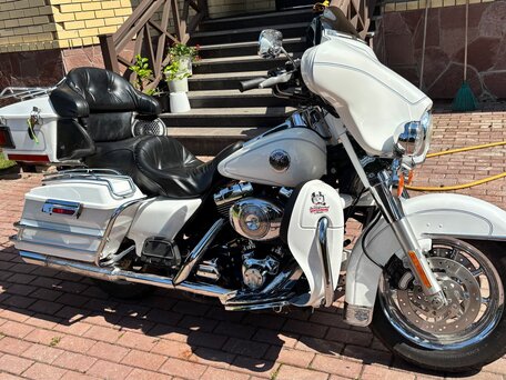 2001 Harley-Davidson Electra Glide, белый, 649000 рублей, вид 2