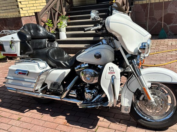 2001 Harley-Davidson Electra Glide, белый, 649000 рублей - вид 1