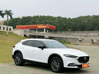 2021 Mazda CX-4 I Рестайлинг, белый, 1880000 рублей, вид 3