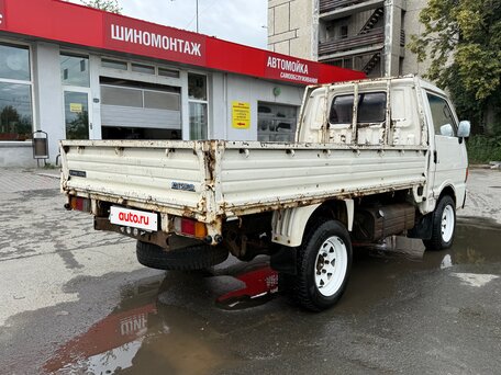 1997 Mazda Bongo, белый, 380000 рублей, вид 3