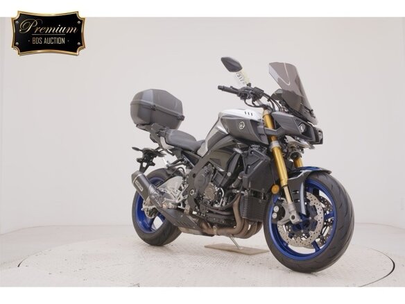 2017 Yamaha MT-10SP, серебристый, 1250000 рублей - вид 2