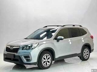 2022 Subaru Forester V Рестайлинг, серебристый, 2790000 рублей, вид 1