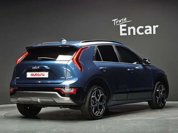 2022 Kia Niro II, синий, 2050000 рублей - вид 2